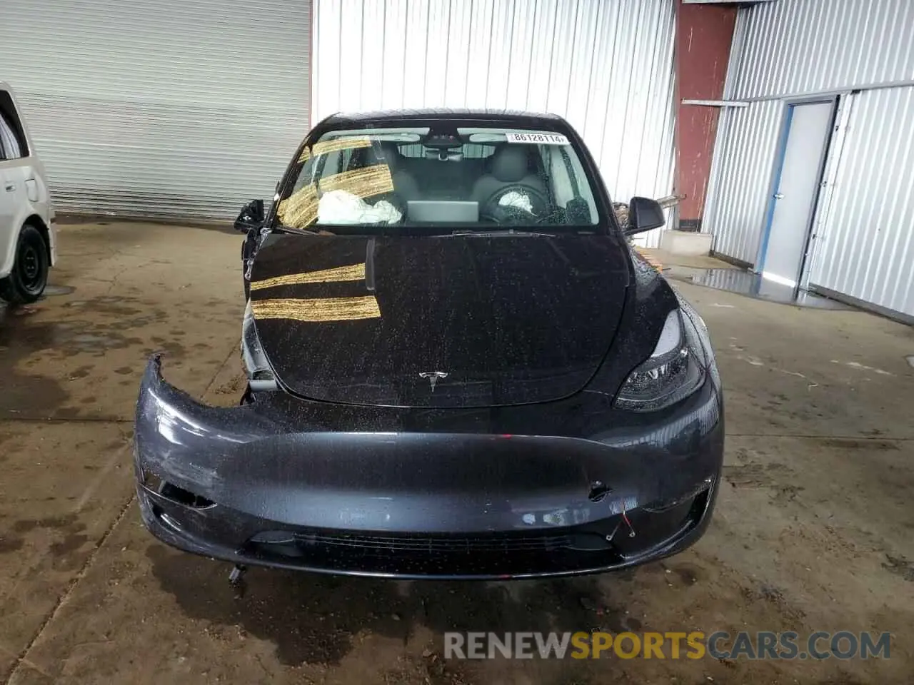 5 Photograph of a damaged car 7SAYGDED0SF262044 TESLA MODEL Y 2025