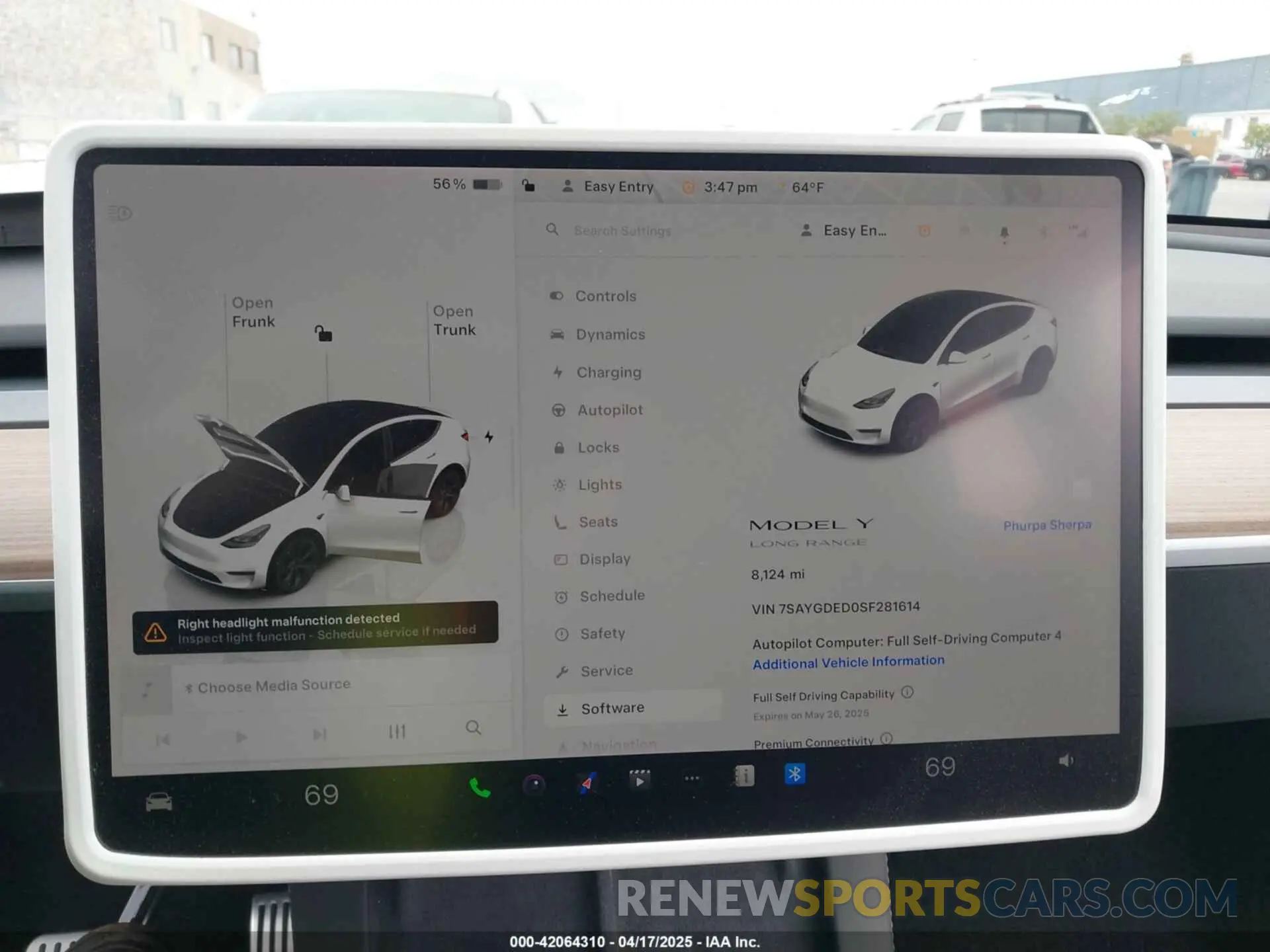 19 Photograph of a damaged car 7SAYGDED0SF281614 TESLA MODEL Y 2025