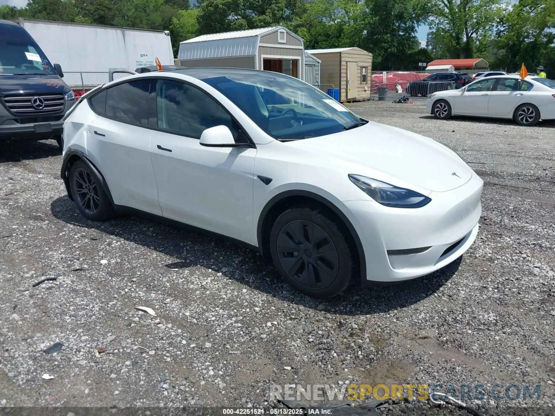 1 Photograph of a damaged car 7SAYGDED1SA348492 TESLA MODEL Y 2025