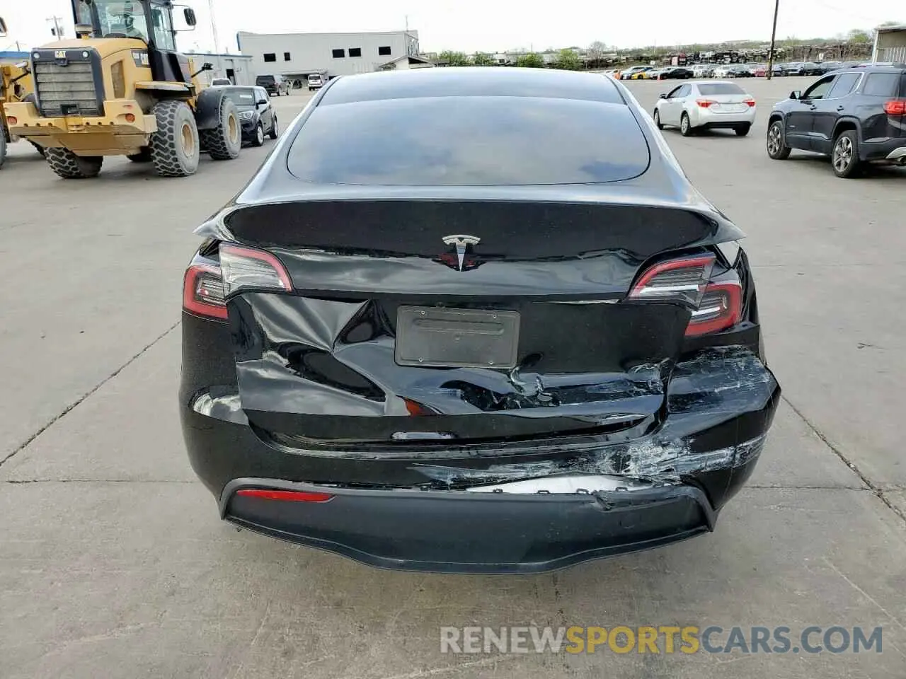 6 Photograph of a damaged car 7SAYGDED1SA358679 TESLA MODEL Y 2025