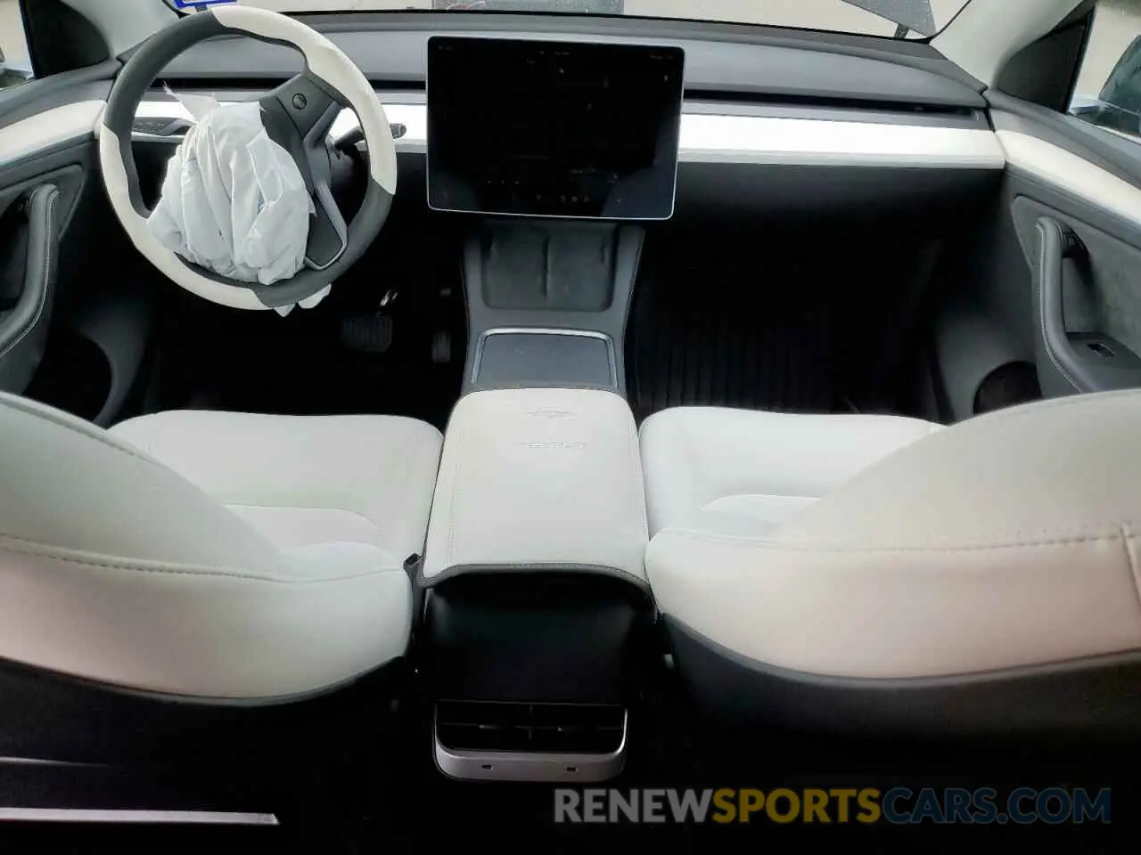 8 Photograph of a damaged car 7SAYGDED1SA358679 TESLA MODEL Y 2025