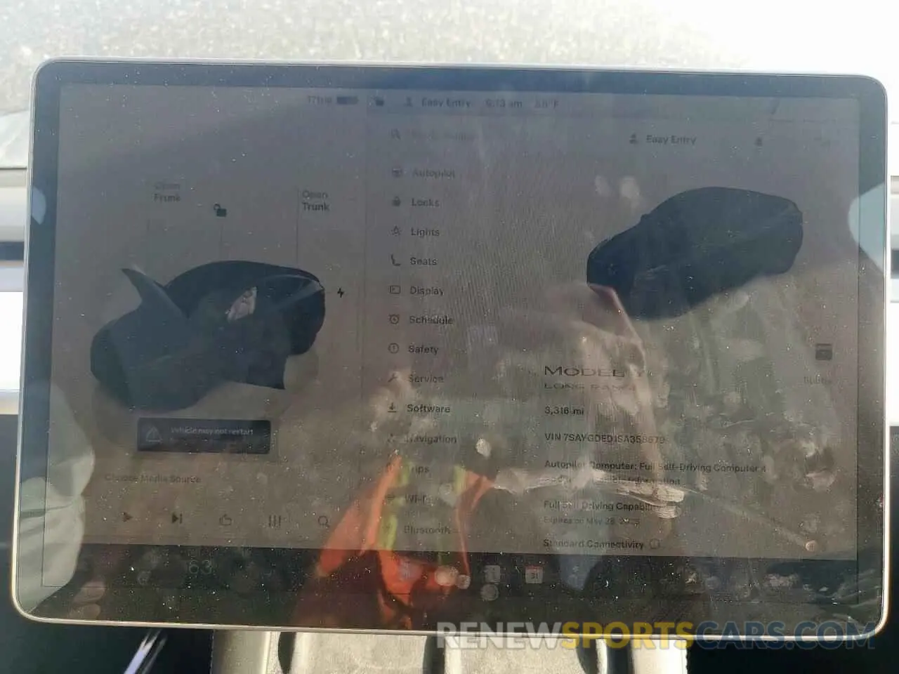 9 Photograph of a damaged car 7SAYGDED1SA358679 TESLA MODEL Y 2025