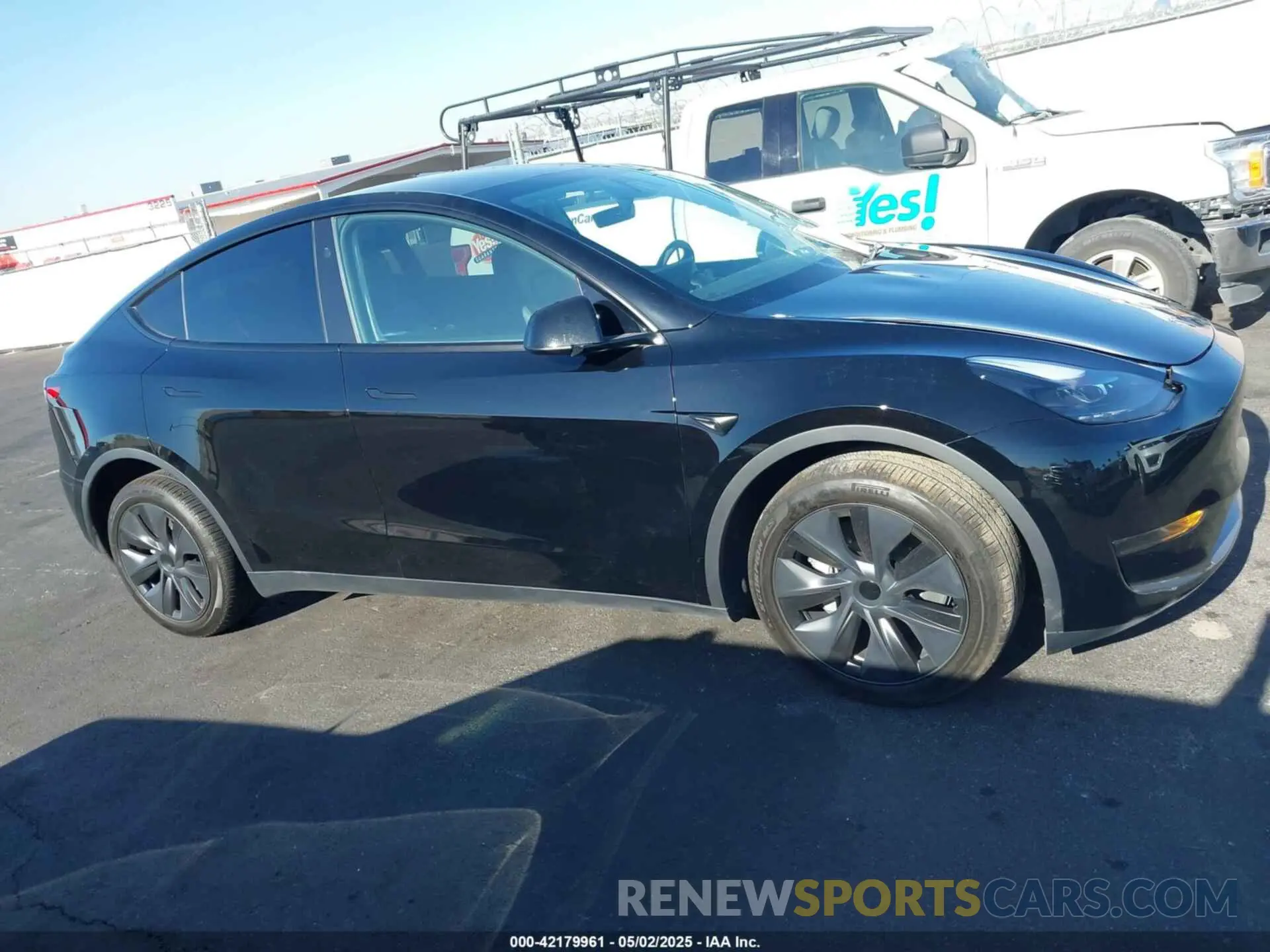 12 Photograph of a damaged car 7SAYGDED1SF217131 TESLA MODEL Y 2025