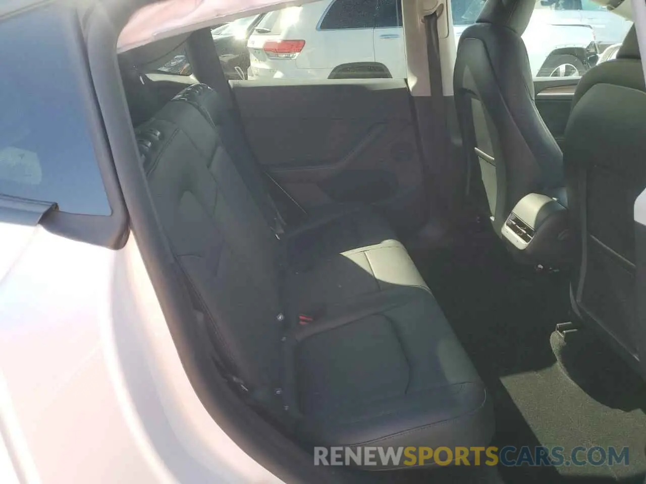10 Photograph of a damaged car 7SAYGDED2SA373756 TESLA MODEL Y 2025
