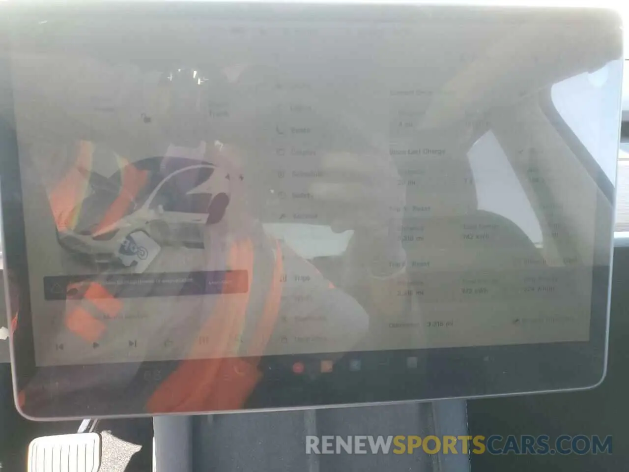 9 Photograph of a damaged car 7SAYGDED2SA373756 TESLA MODEL Y 2025
