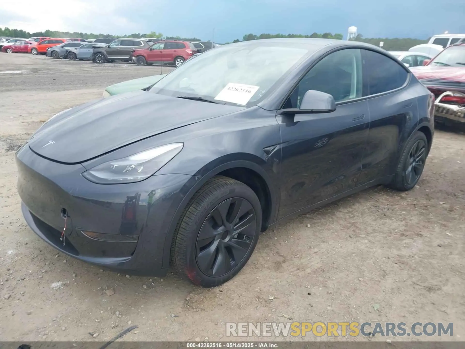 2 Photograph of a damaged car 7SAYGDED3SA338398 TESLA MODEL Y 2025