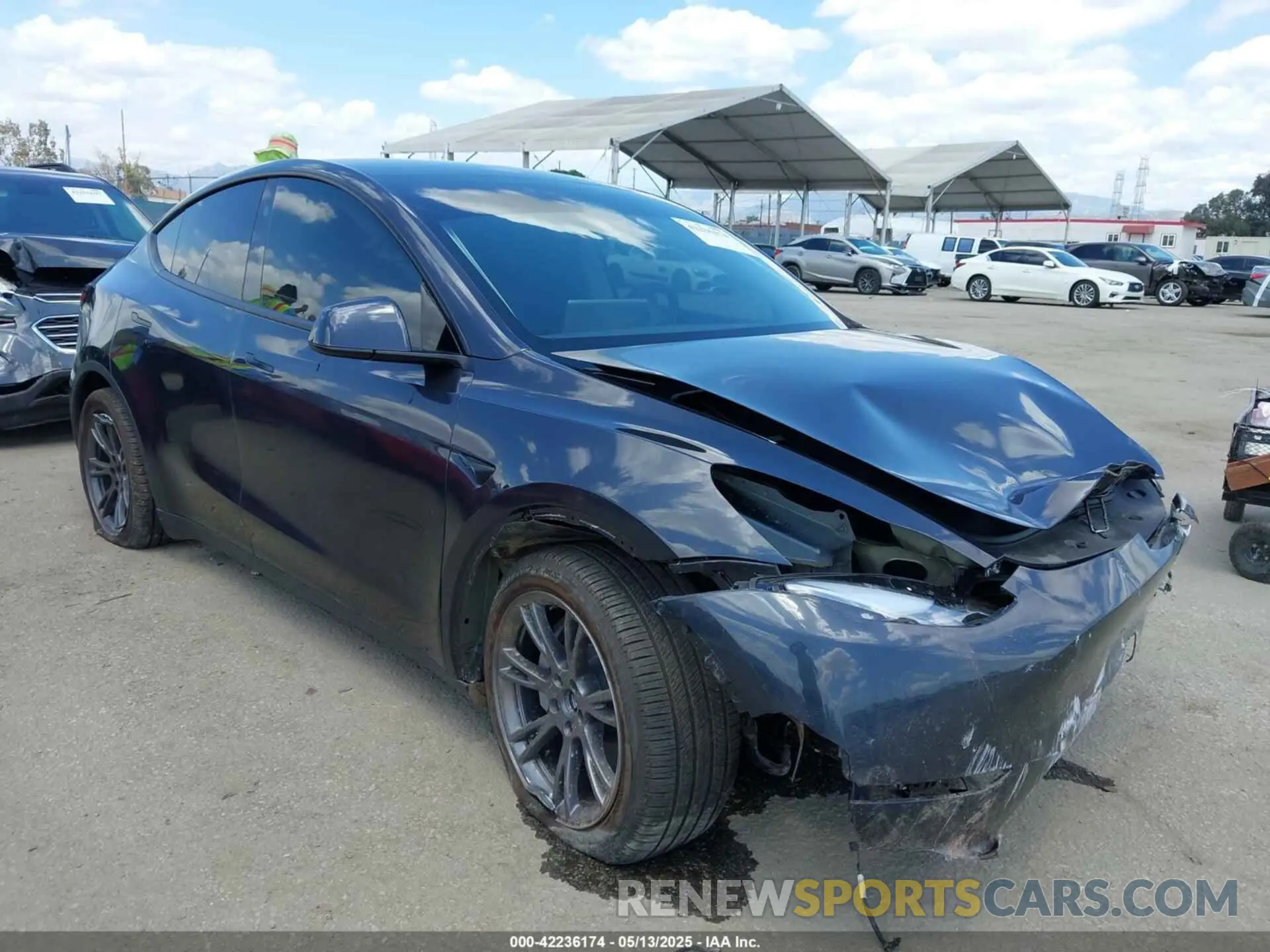 1 Photograph of a damaged car 7SAYGDED3SF266685 TESLA MODEL Y 2025