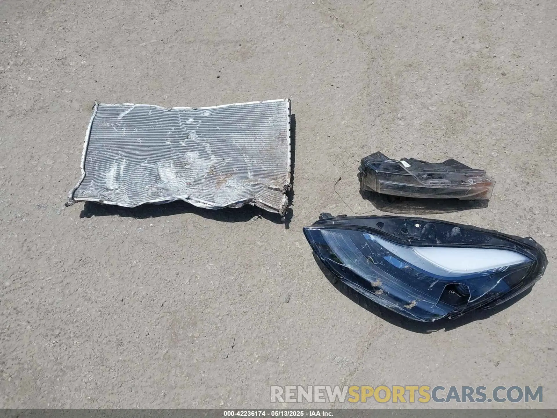 11 Photograph of a damaged car 7SAYGDED3SF266685 TESLA MODEL Y 2025