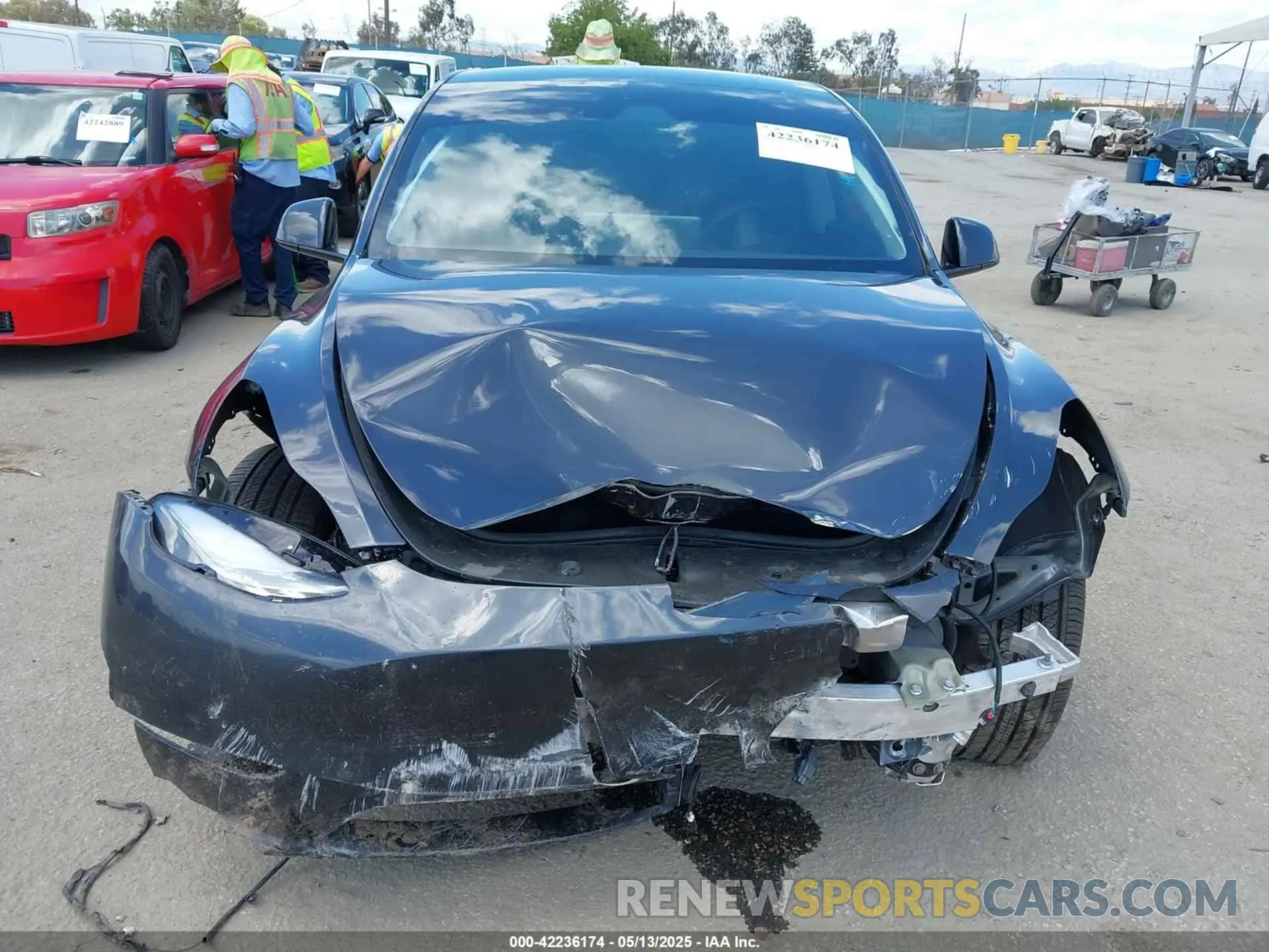 12 Photograph of a damaged car 7SAYGDED3SF266685 TESLA MODEL Y 2025