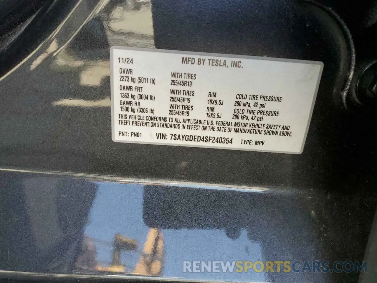 12 Photograph of a damaged car 7SAYGDED4SF240354 TESLA MODEL Y 2025