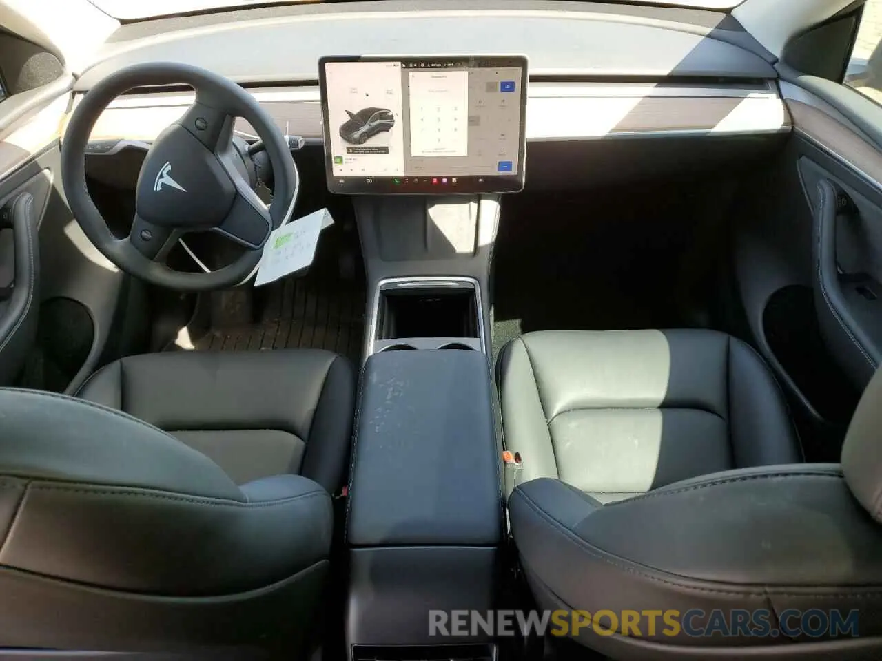 8 Photograph of a damaged car 7SAYGDED4SF240354 TESLA MODEL Y 2025