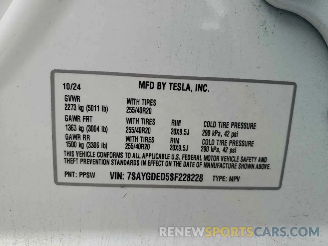 14 Photograph of a damaged car 7SAYGDED5SF228228 TESLA MODEL Y 2025
