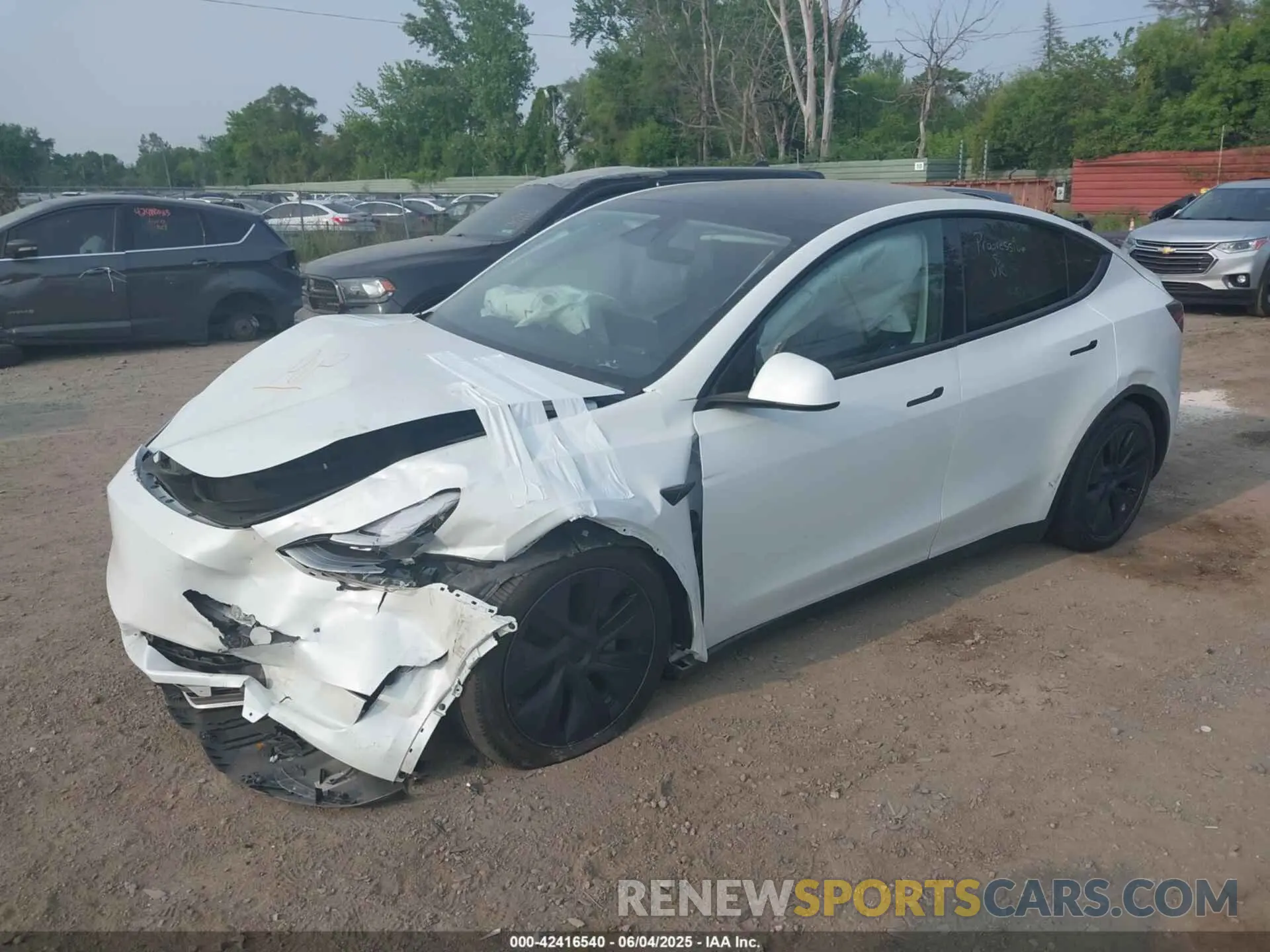 2 Photograph of a damaged car 7SAYGDED5SF244428 TESLA MODEL Y 2025