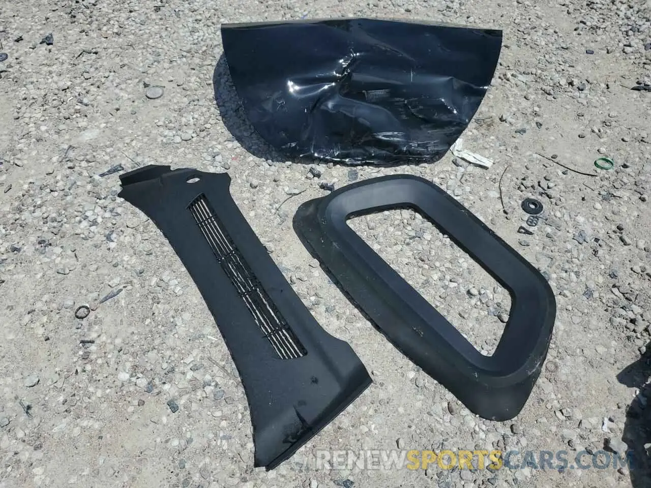 13 Photograph of a damaged car 7SAYGDED6SA343319 TESLA MODEL Y 2025