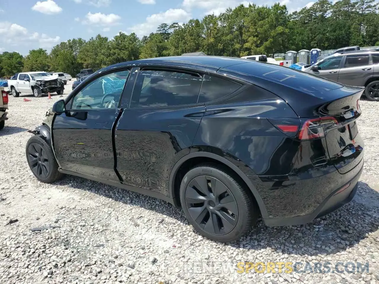 2 Photograph of a damaged car 7SAYGDED6SA343319 TESLA MODEL Y 2025