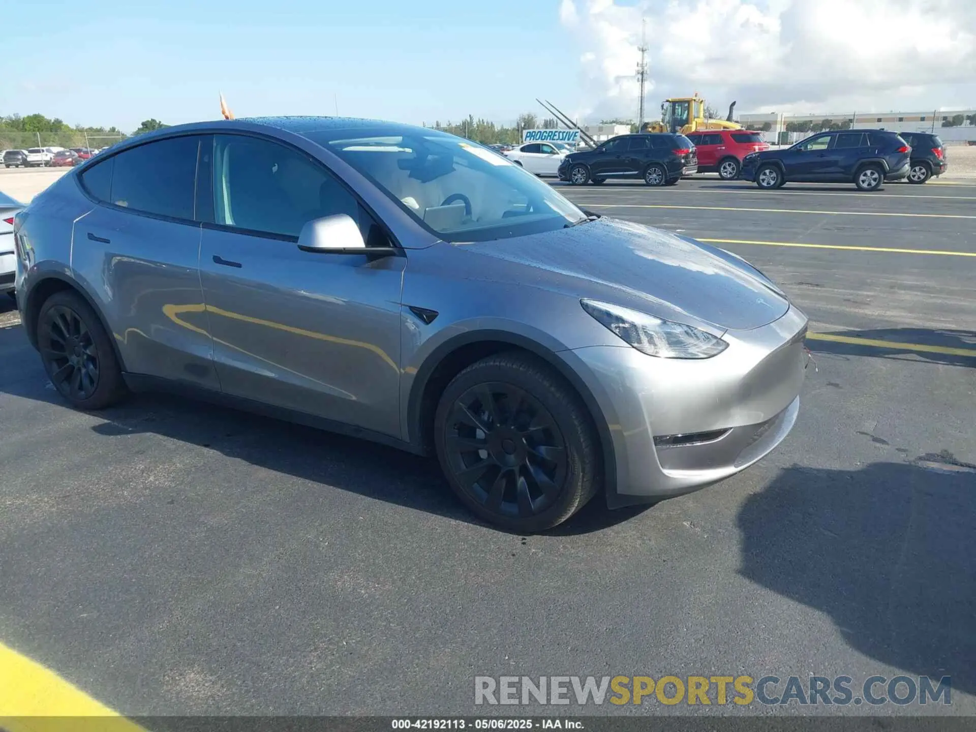 1 Photograph of a damaged car 7SAYGDED6SA375445 TESLA MODEL Y 2025