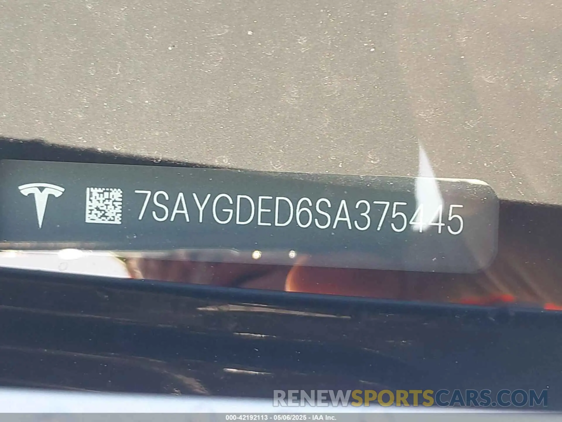 9 Photograph of a damaged car 7SAYGDED6SA375445 TESLA MODEL Y 2025