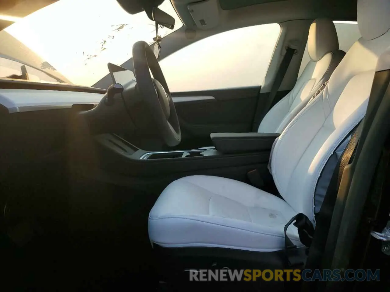 7 Photograph of a damaged car 7SAYGDED6SF228593 TESLA MODEL Y 2025