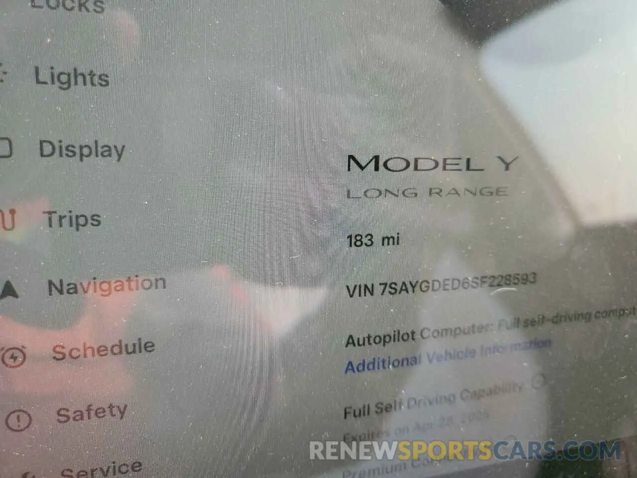 9 Photograph of a damaged car 7SAYGDED6SF228593 TESLA MODEL Y 2025
