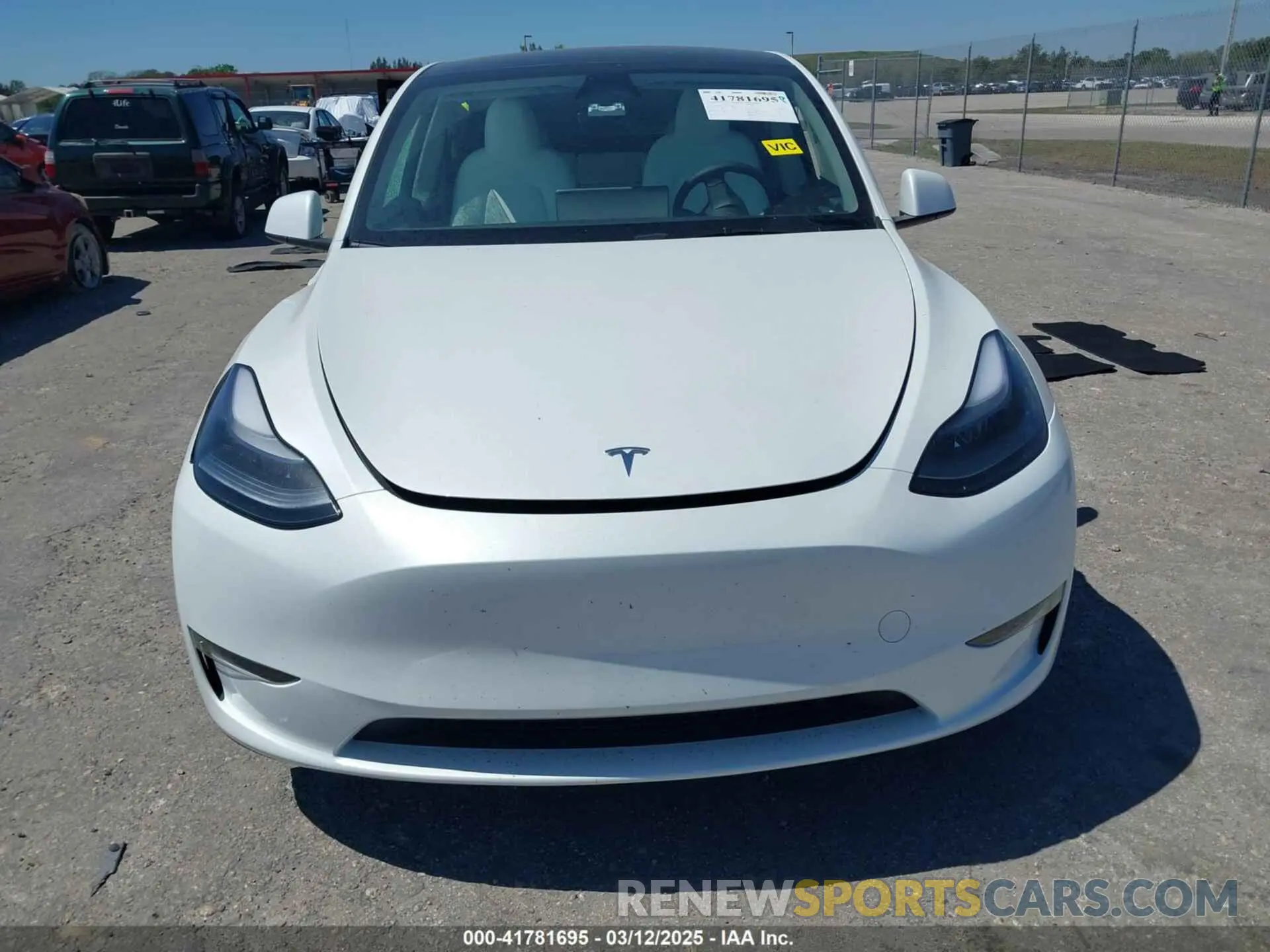 11 Photograph of a damaged car 7SAYGDED6SF234278 TESLA MODEL Y 2025