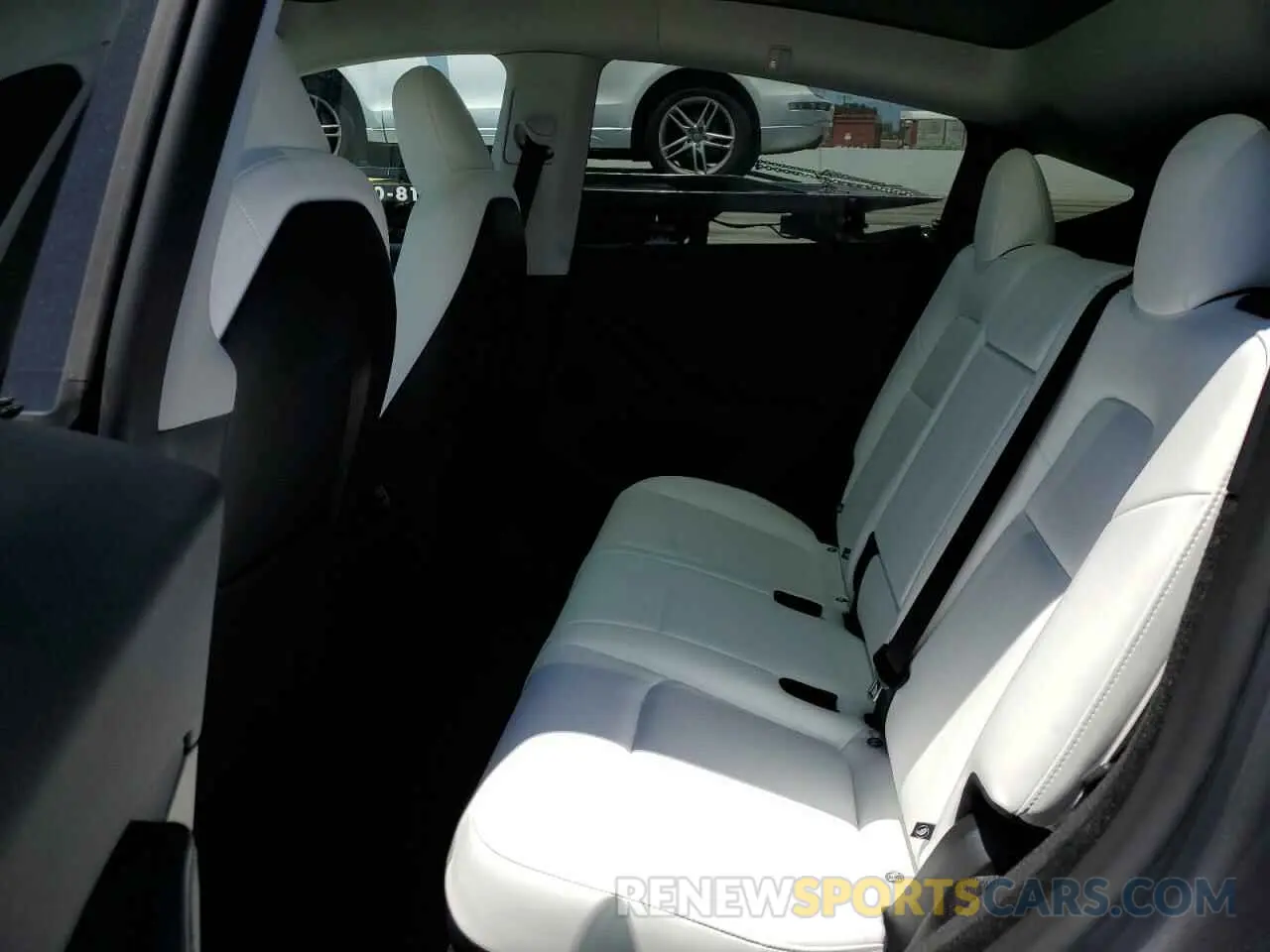 11 Photograph of a damaged car 7SAYGDED6SF253901 TESLA MODEL Y 2025