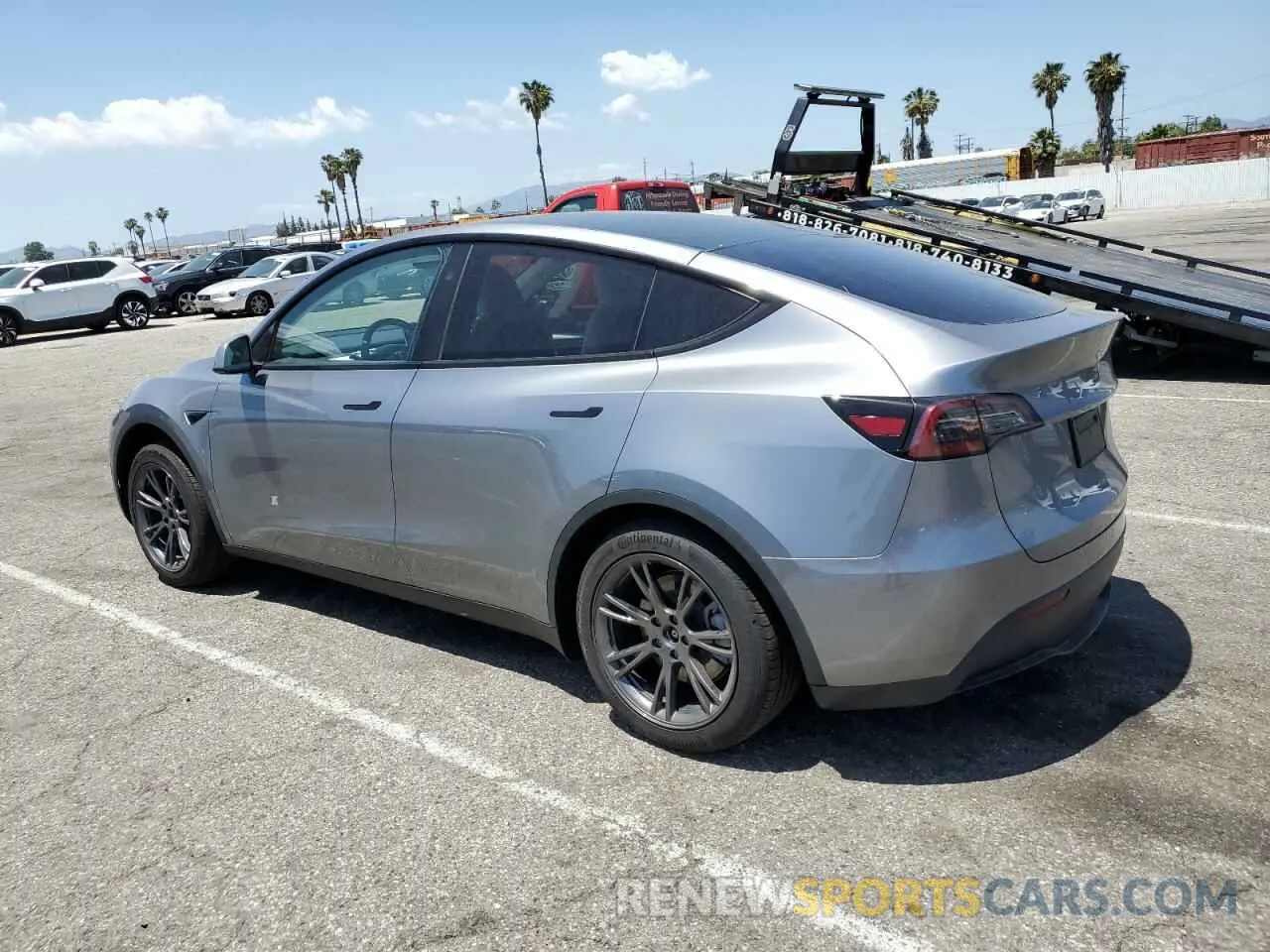 2 Photograph of a damaged car 7SAYGDED6SF253901 TESLA MODEL Y 2025