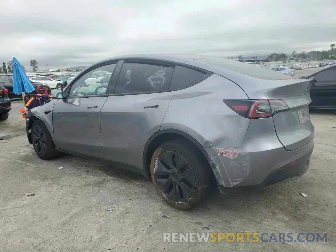 2 Photograph of a damaged car 7SAYGDED6SF256765 TESLA MODEL Y 2025