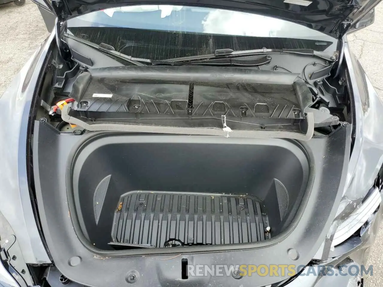 12 Photograph of a damaged car 7SAYGDED6SF314843 TESLA MODEL Y 2025