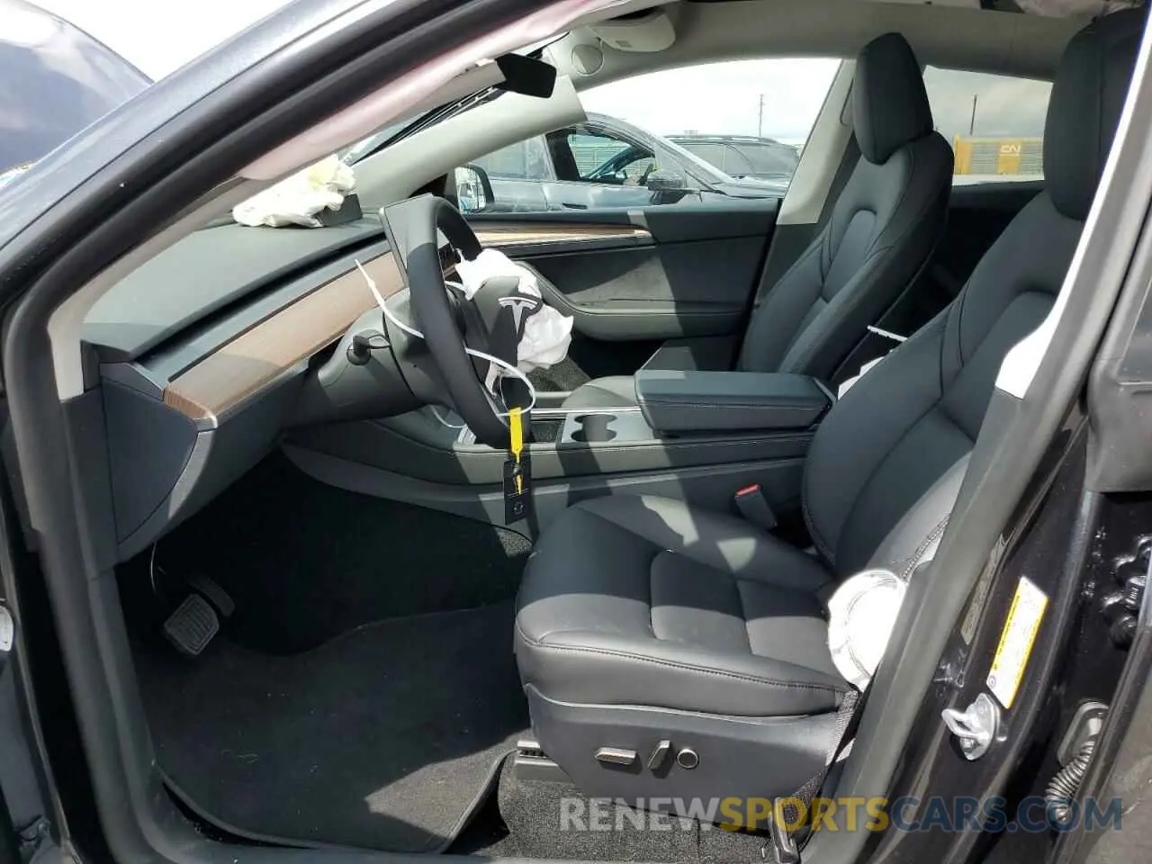 7 Photograph of a damaged car 7SAYGDED6SF314843 TESLA MODEL Y 2025