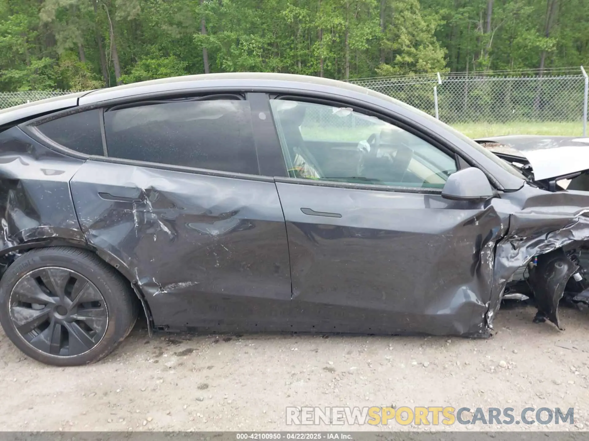 13 Photograph of a damaged car 7SAYGDED7SA373235 TESLA MODEL Y 2025