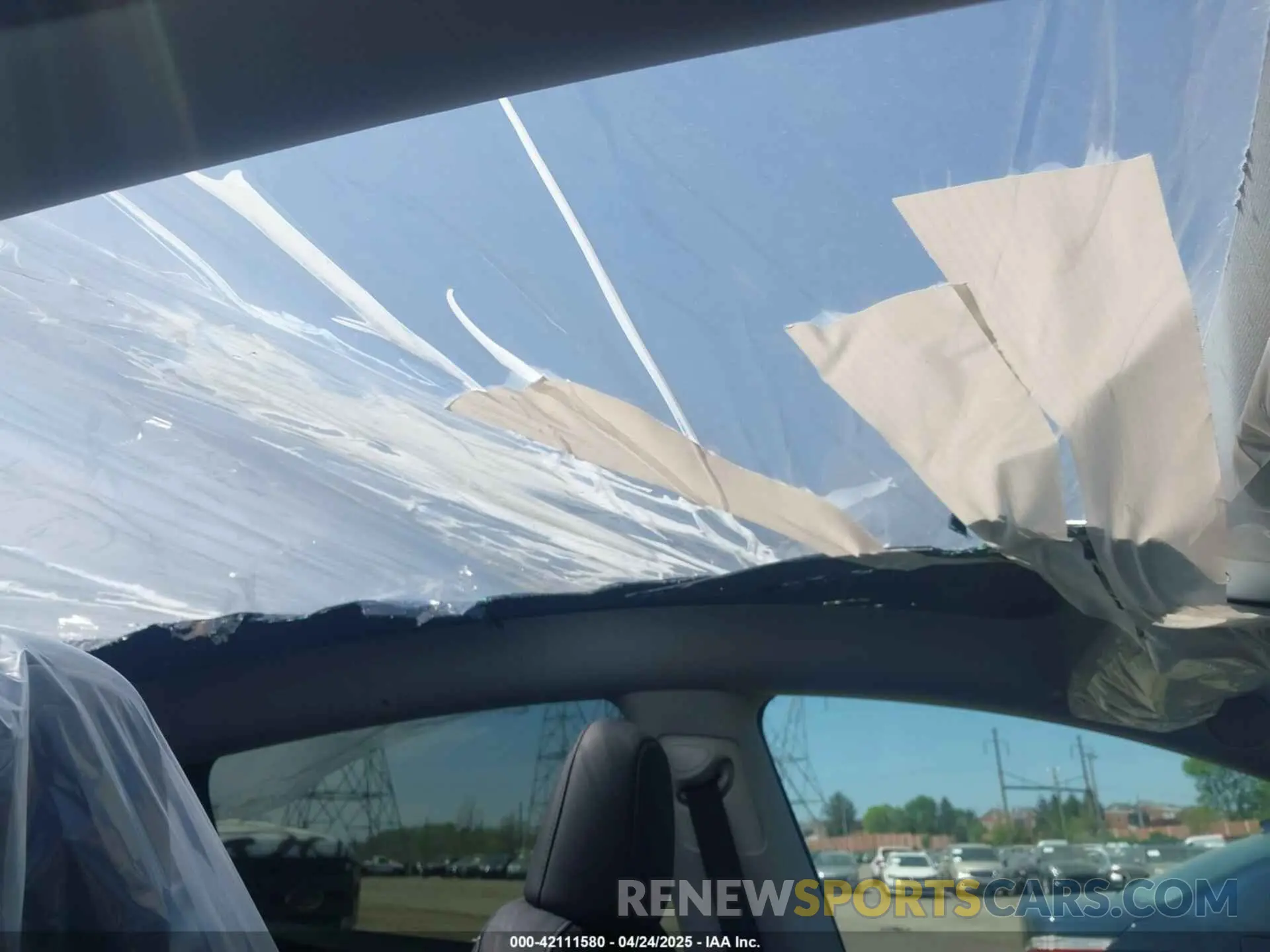 20 Photograph of a damaged car 7SAYGDED7SA378872 TESLA MODEL Y 2025