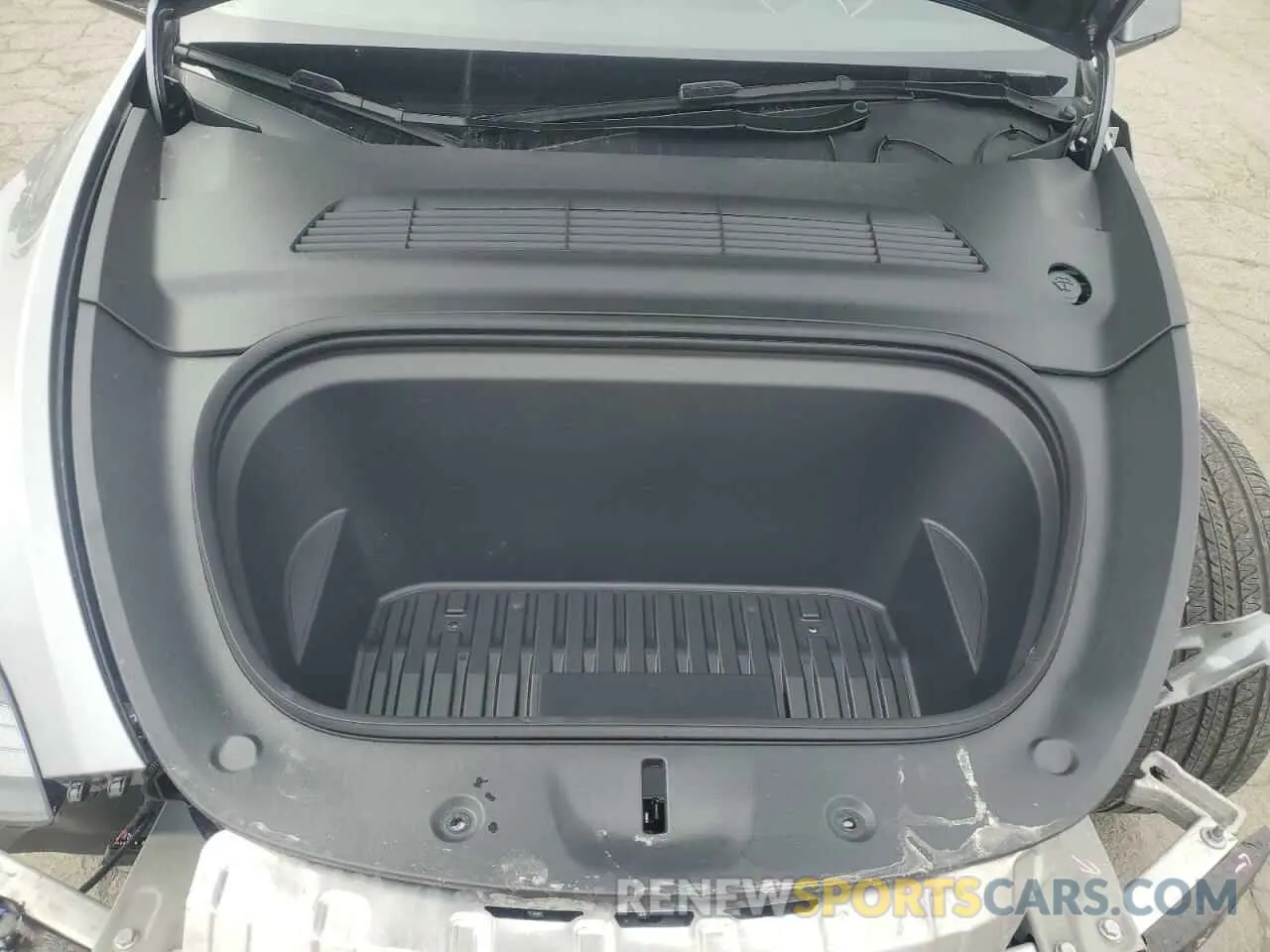 11 Photograph of a damaged car 7SAYGDED7SF227582 TESLA MODEL Y 2025