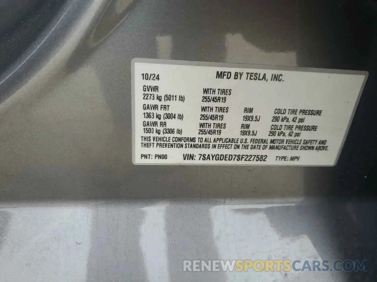 13 Photograph of a damaged car 7SAYGDED7SF227582 TESLA MODEL Y 2025