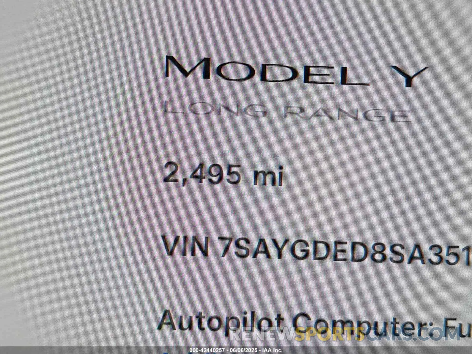 16 Photograph of a damaged car 7SAYGDED8SA351745 TESLA MODEL Y 2025