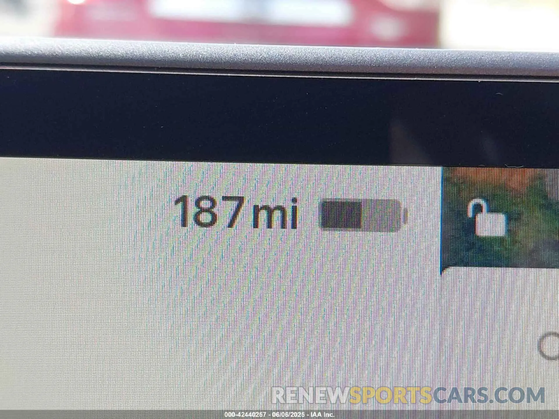 18 Photograph of a damaged car 7SAYGDED8SA351745 TESLA MODEL Y 2025
