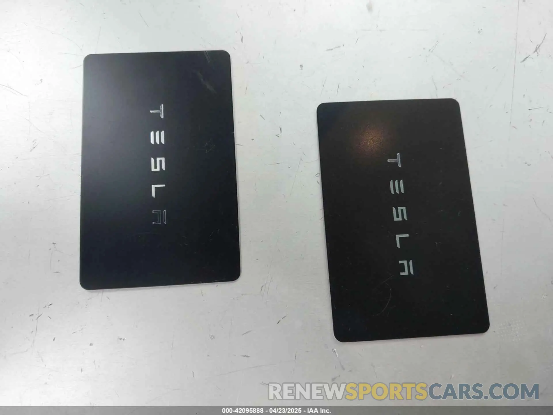 11 Photograph of a damaged car 7SAYGDED8SF259764 TESLA MODEL Y 2025
