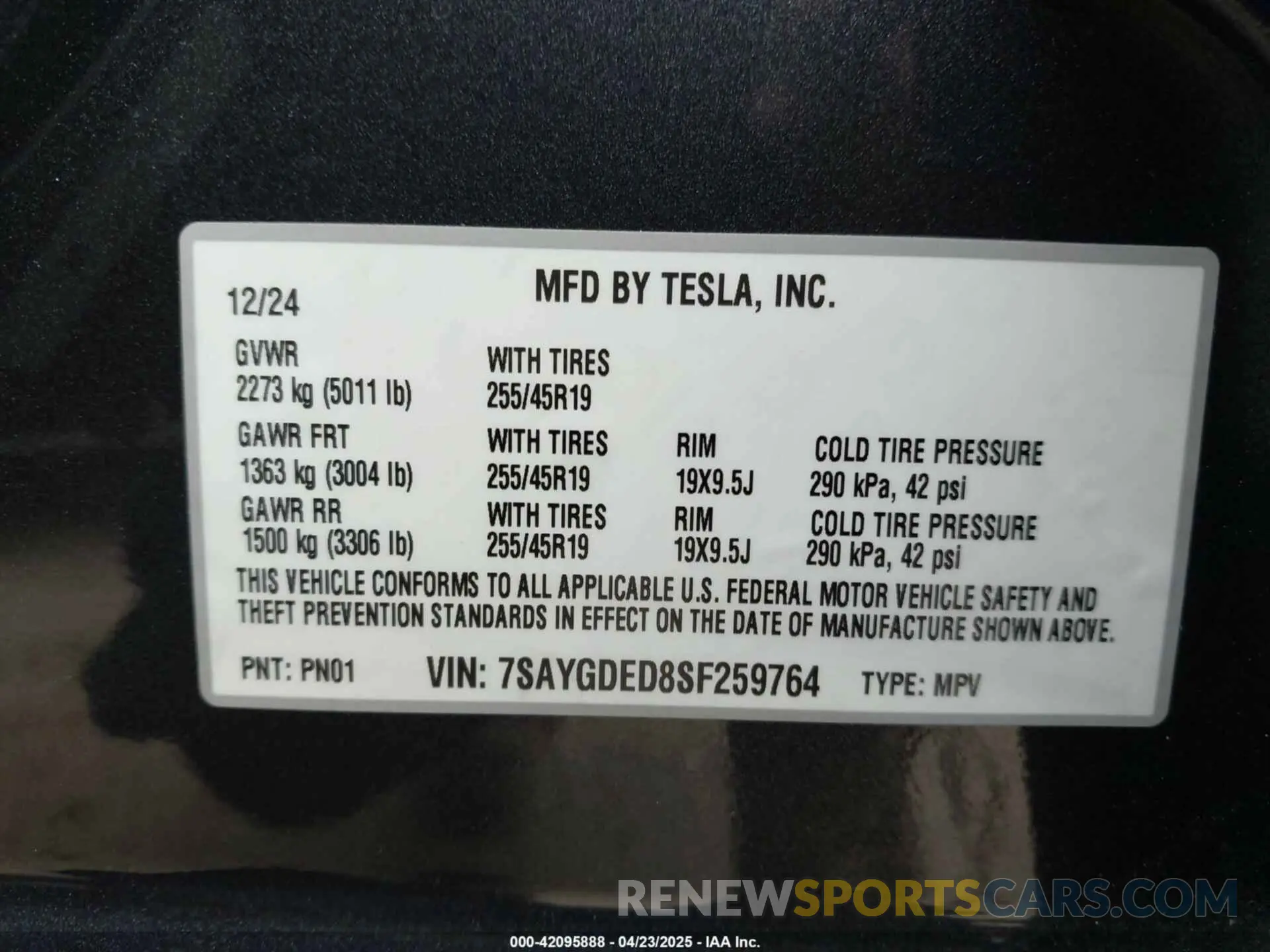 9 Photograph of a damaged car 7SAYGDED8SF259764 TESLA MODEL Y 2025