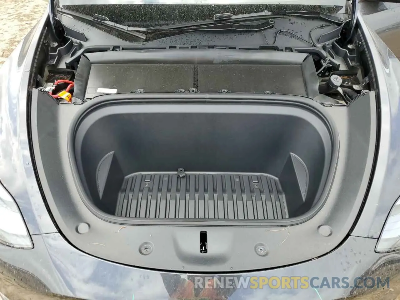 14 Photograph of a damaged car 7SAYGDED8SF279304 TESLA MODEL Y 2025