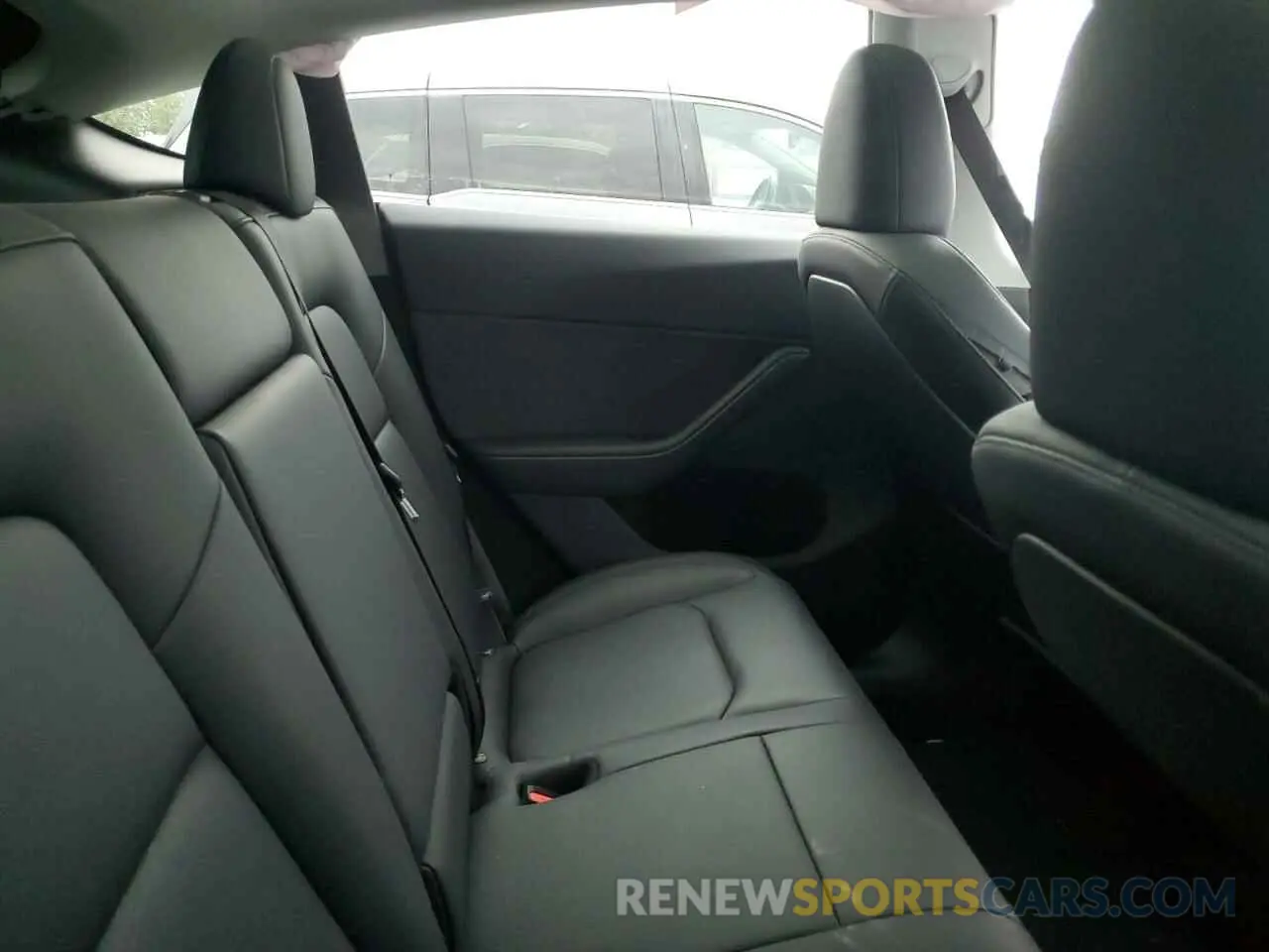 10 Photograph of a damaged car 7SAYGDED9SA341967 TESLA MODEL Y 2025