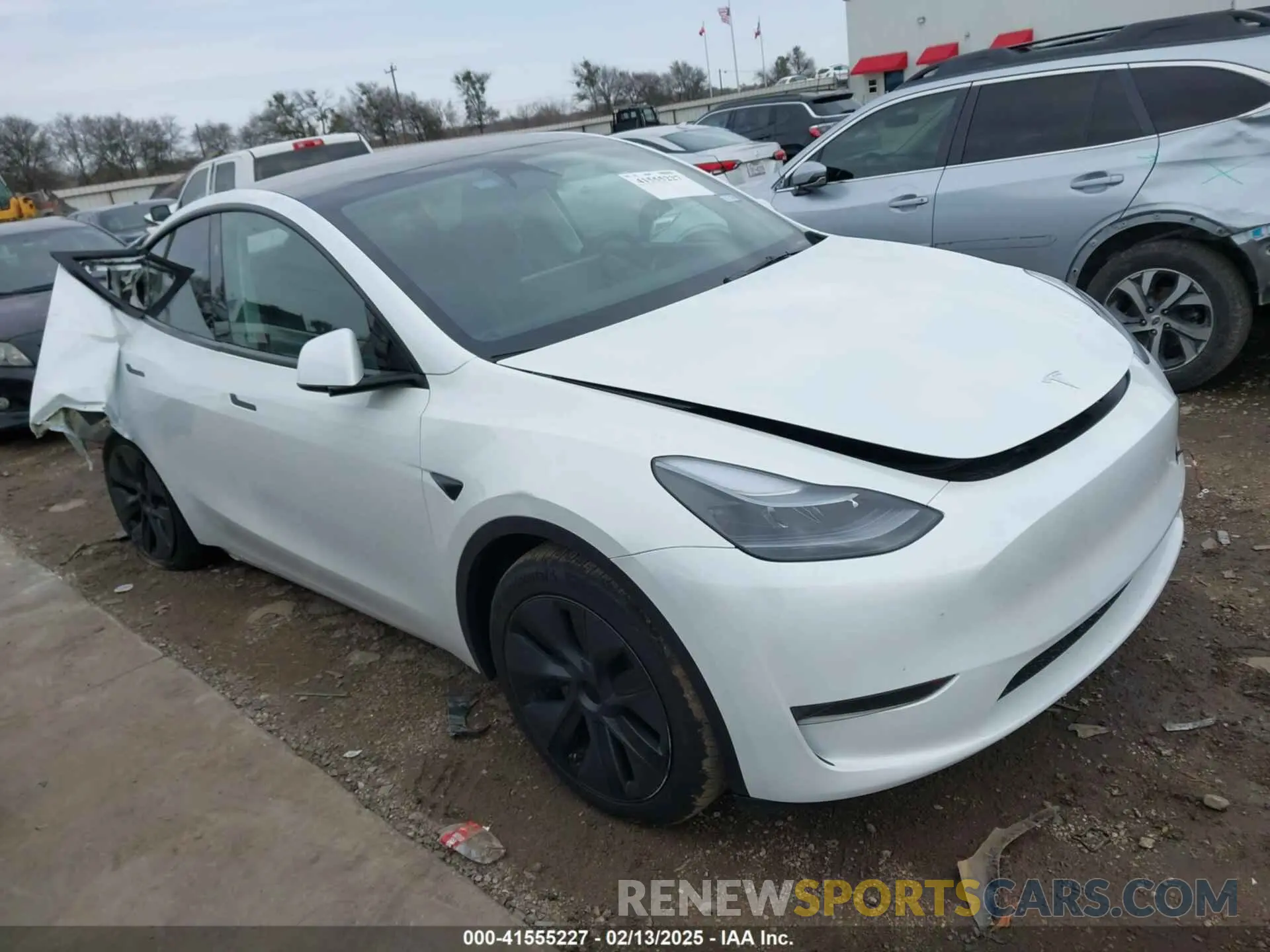 1 Photograph of a damaged car 7SAYGDED9SA357876 TESLA MODEL Y 2025