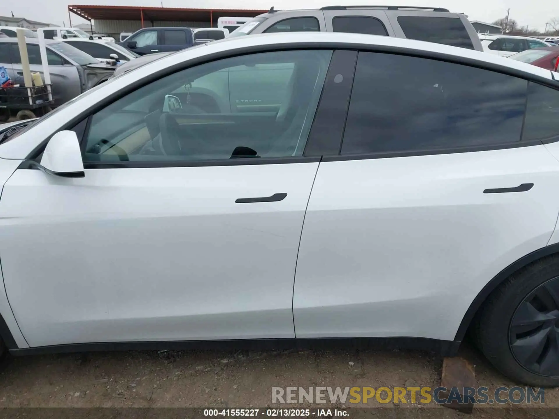13 Photograph of a damaged car 7SAYGDED9SA357876 TESLA MODEL Y 2025