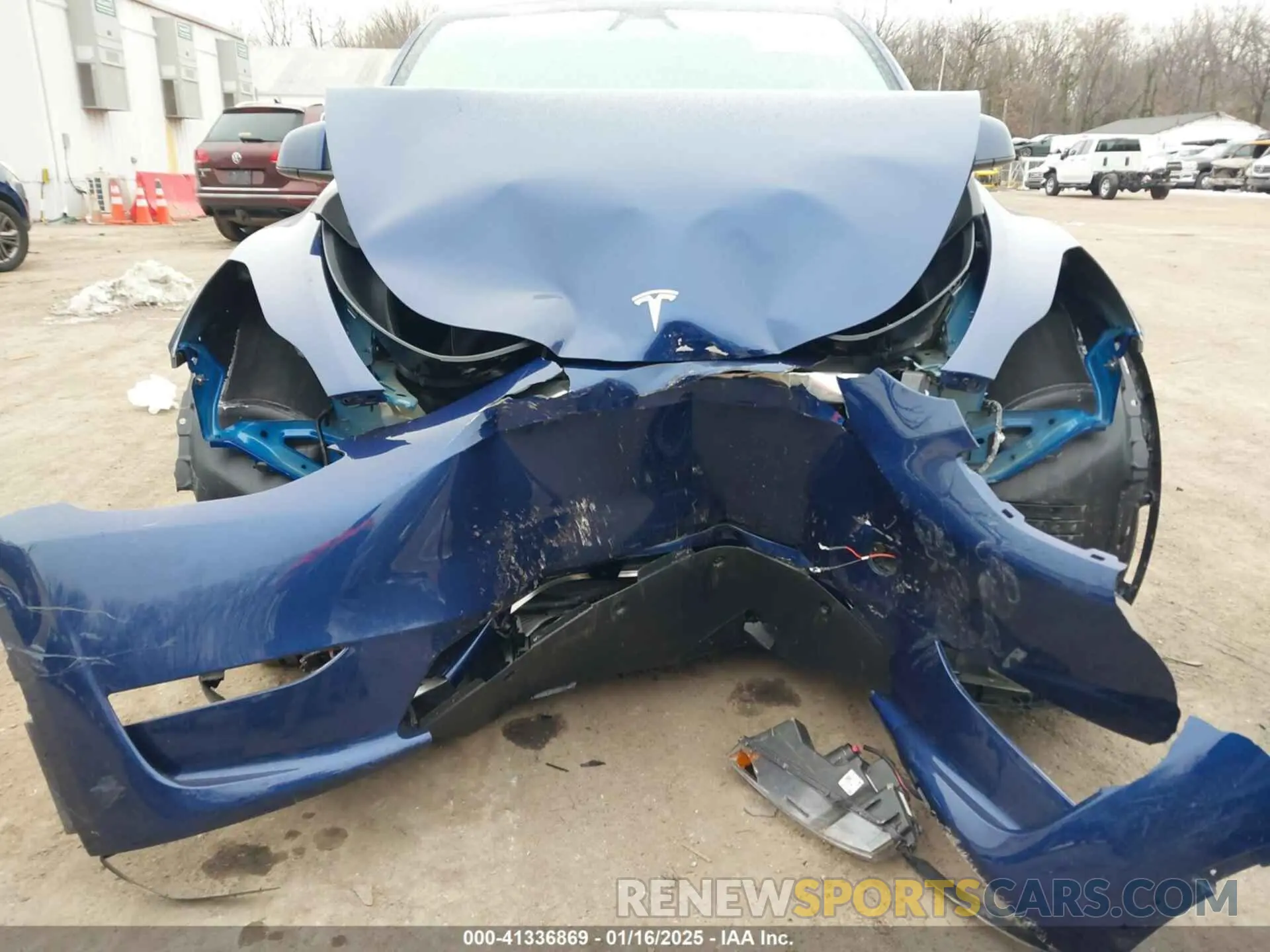 6 Photograph of a damaged car 7SAYGDED9SF248370 TESLA MODEL Y 2025