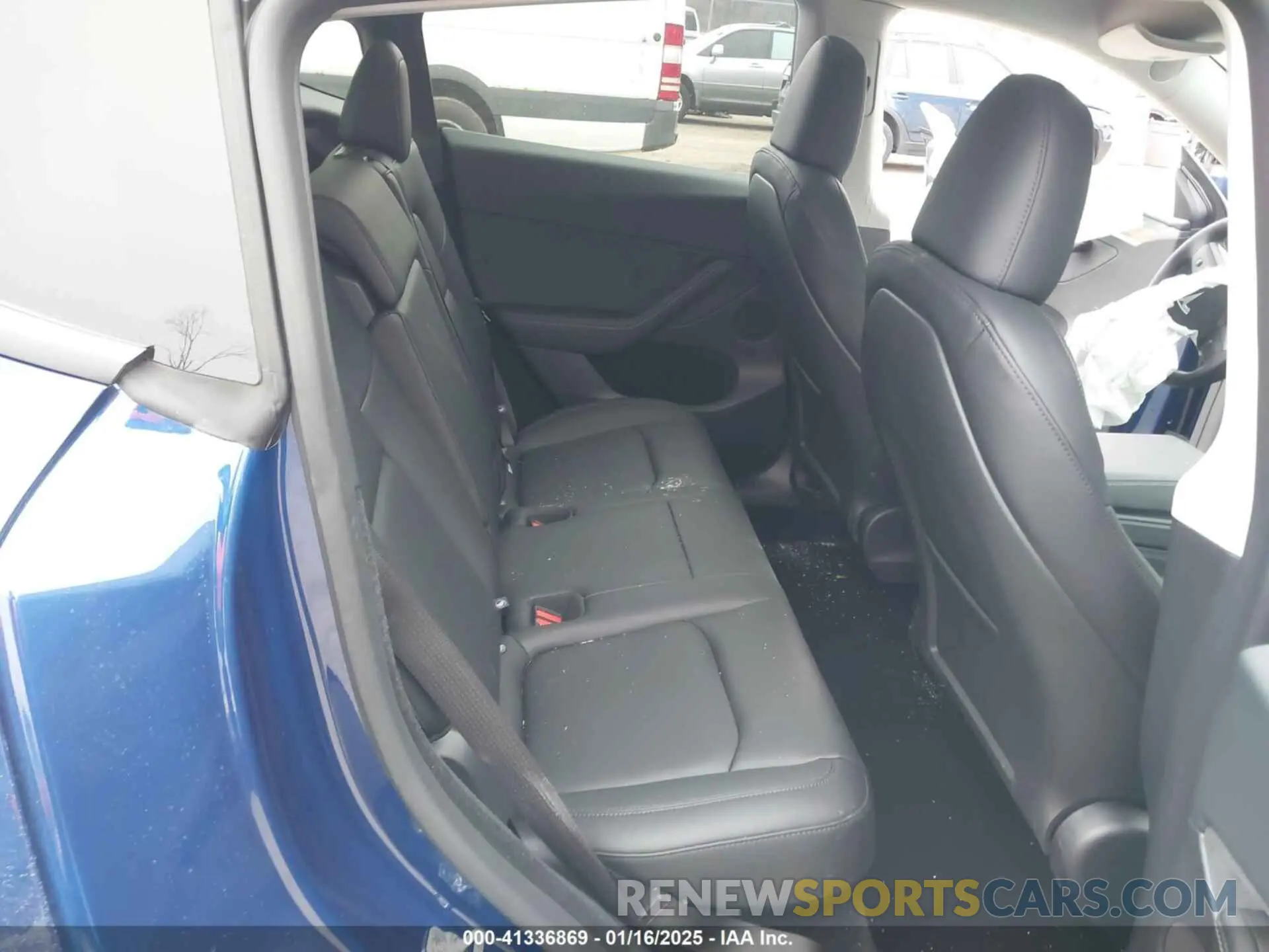 8 Photograph of a damaged car 7SAYGDED9SF248370 TESLA MODEL Y 2025