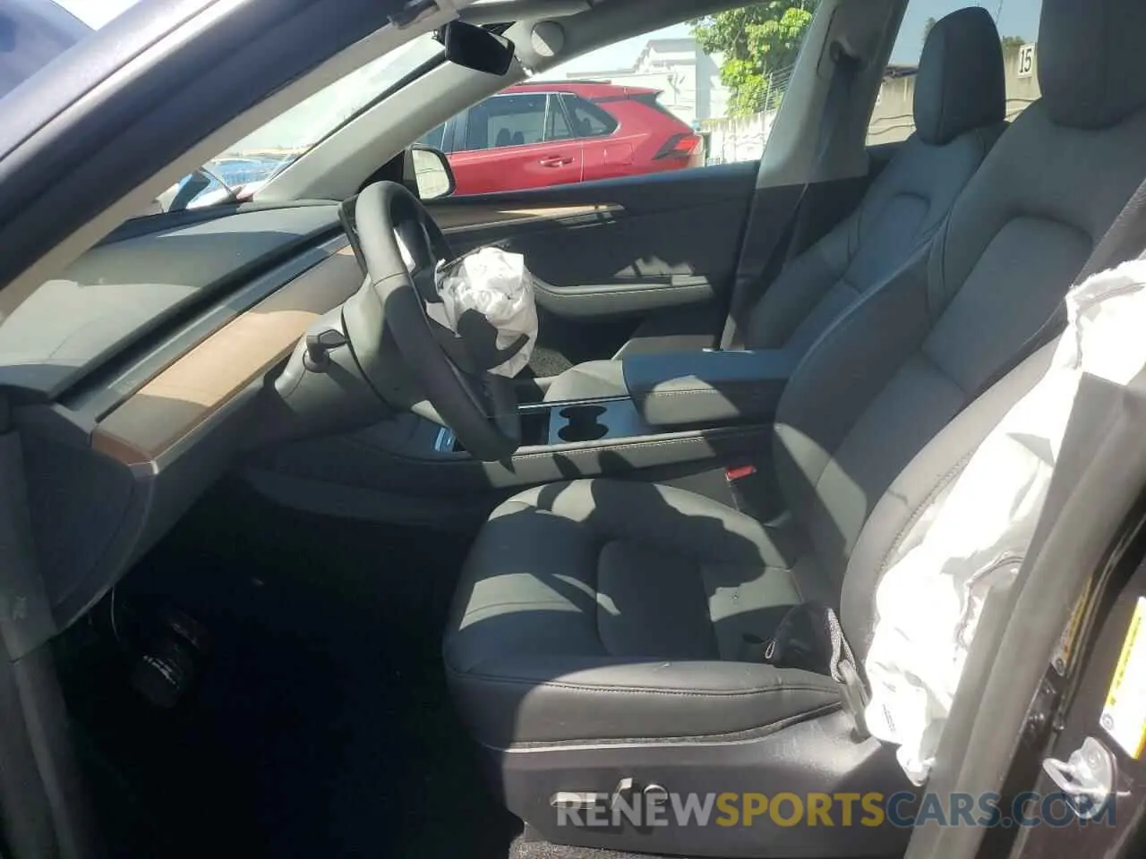 7 Photograph of a damaged car 7SAYGDEDXSA369549 TESLA MODEL Y 2025