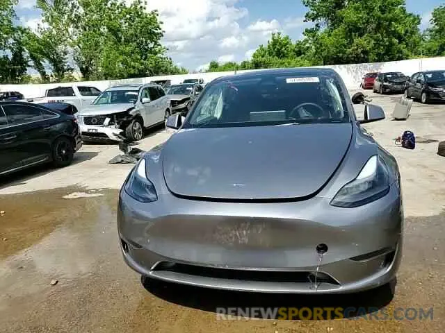 13 Photograph of a damaged car 7SAYGDEDXSF223719 TESLA MODEL Y 2025