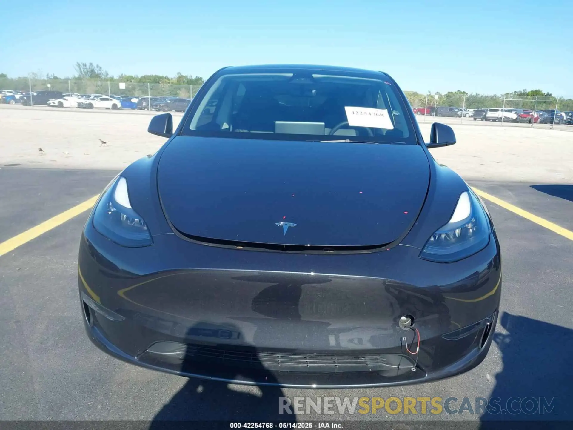 12 Photograph of a damaged car 7SAYGDEDXSF226619 TESLA MODEL Y 2025