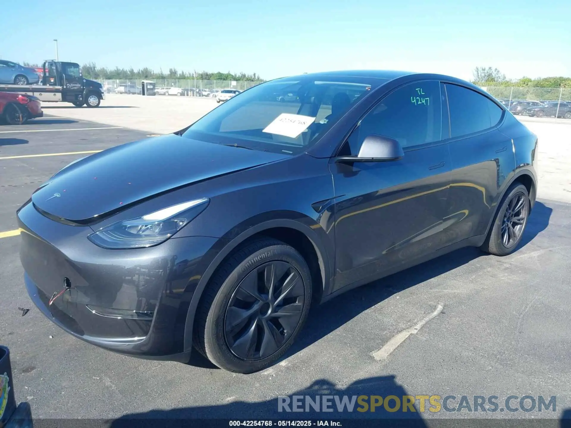 2 Photograph of a damaged car 7SAYGDEDXSF226619 TESLA MODEL Y 2025
