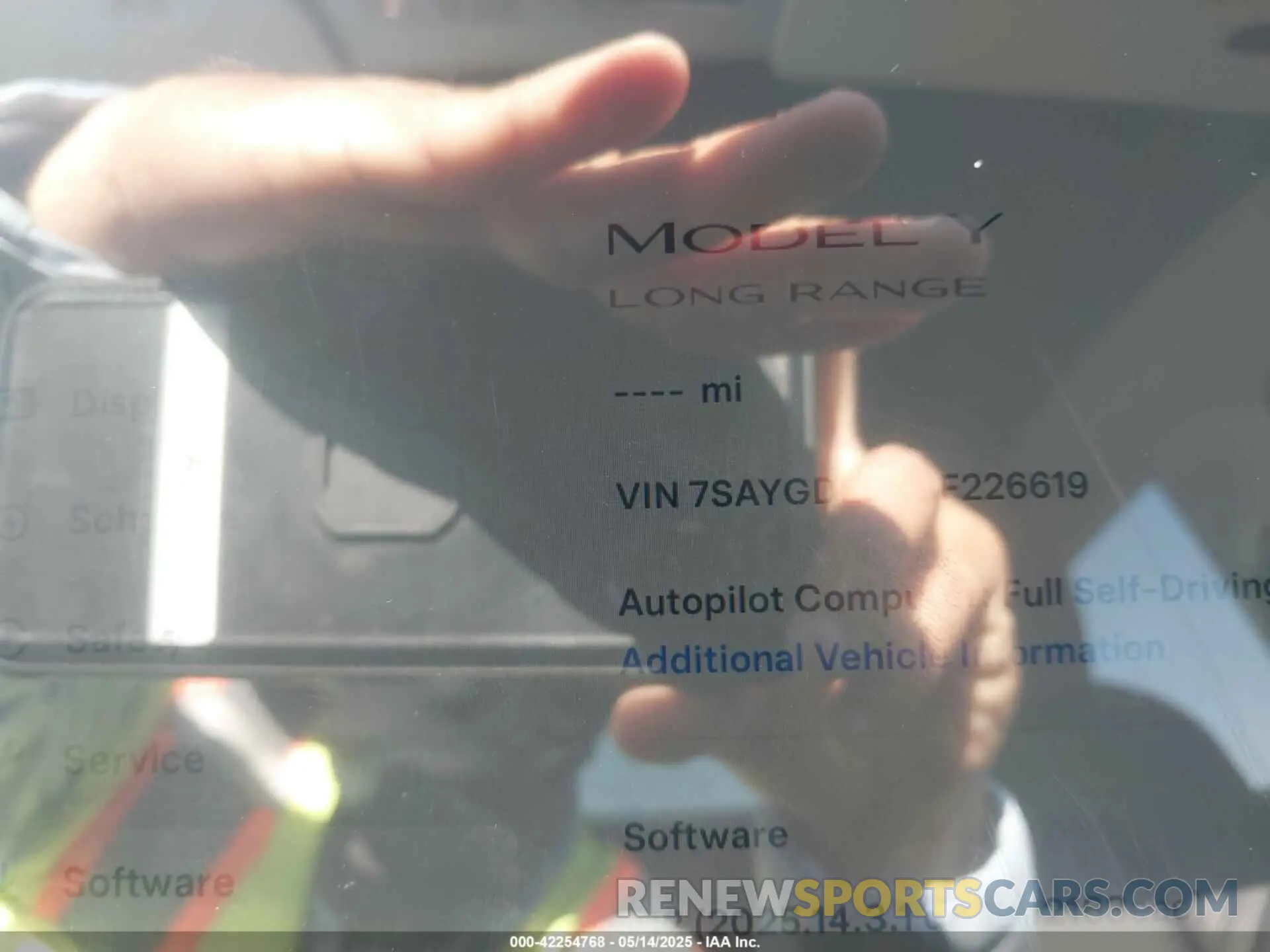 7 Photograph of a damaged car 7SAYGDEDXSF226619 TESLA MODEL Y 2025