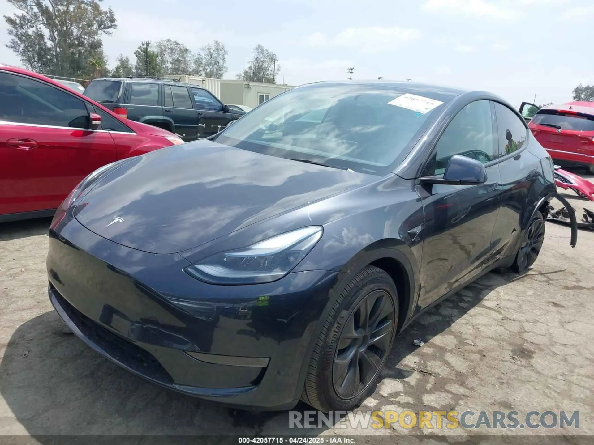2 Photograph of a damaged car 7SAYGDEDXSF276422 TESLA MODEL Y 2025