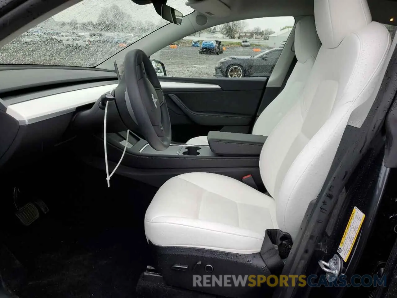 7 Photograph of a damaged car 7SAYGDEE1SA353779 TESLA MODEL Y 2025